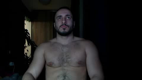 Snapshot of t_huracane chatting on January 1, 7:21 pm Huracane online show from January 1, 7:21 pm