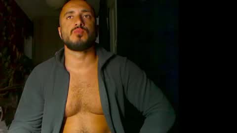 Snapshot of t_huracane chatting on October 10, 5:29 pm Huracane online show from October 10, 5:29 pm