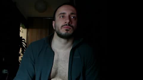 Snapshot of t_huracane chatting on February 3, 6:17 pm Huracane online show from February 3, 6:17 pm