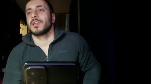 Snapshot of t_huracane chatting on February 2, 4:54 pm Huracane online show from February 2, 4:54 pm