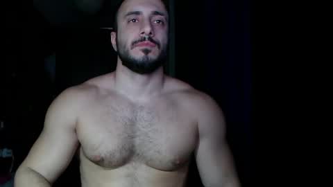 Snapshot of t_huracane chatting on December 17, 6:31 pm Huracane online show from December 17, 6:31 pm