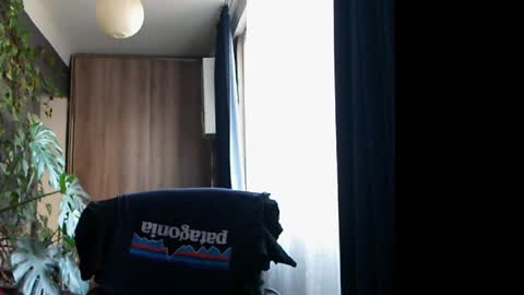 Snapshot of t_huracane chatting on January 28, 5:11 am Huracane online show from January 28, 5:11 am