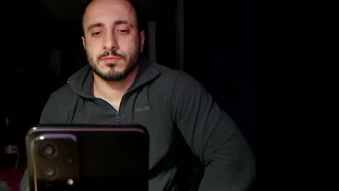 Snapshot of t_huracane chatting on January 11, 4:46 pm Huracane online show from January 11, 4:46 pm