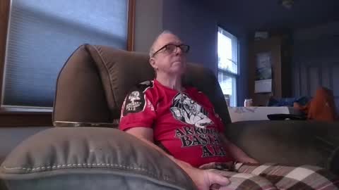 tacrunner66_ online show from February 19, 1:18 am