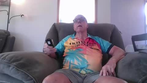 tacrunner66_ online show from May 26, 12:39 am