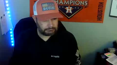 TaintNuzzler online show from February 19, 9:03 pm