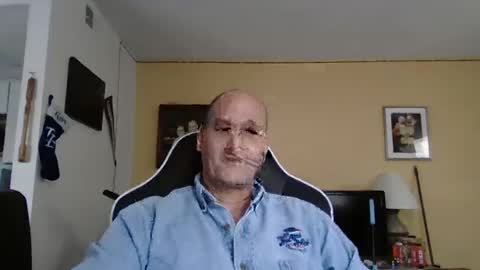 takerlover436295 online show from January 6, 7:02 pm