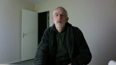 Jack Pierrot online show from January 5, 7:50 pm