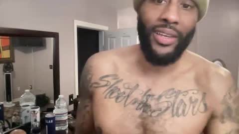 tallhandsome7ft online show from November 4, 2:51 pm