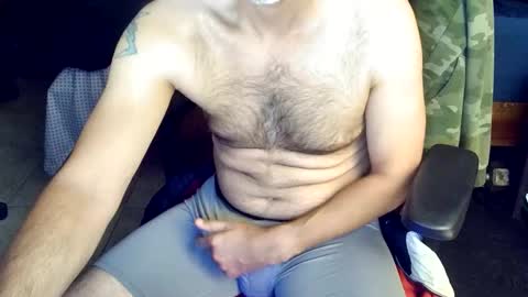 talltannhandsome online show from November 3, 1:57 pm