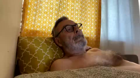 Dominique online show from March 2, 11:19 am