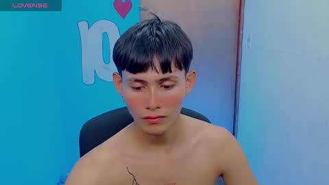 Andres online show from March 12, 5:04 am