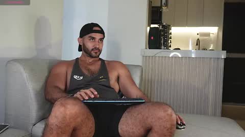 Tarek online show from October 7, 9:08 pm