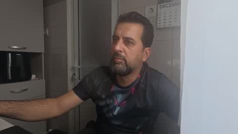 tarkan198 online show from December 18, 12:01 pm