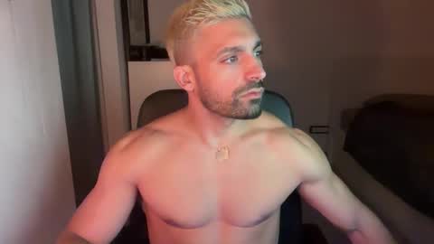 tarquit8 online show from September 11, 9:36 pm