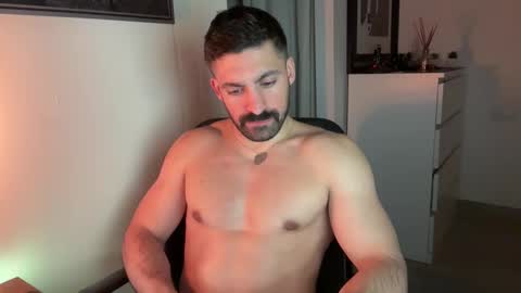 tarquit8 online show from February 23, 9:49 pm