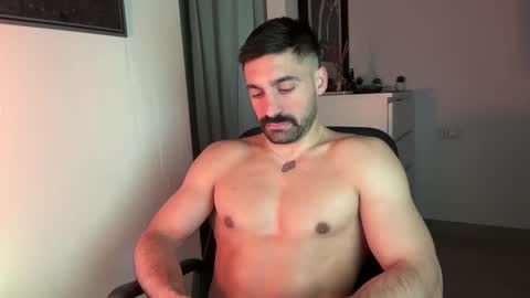 tarquit8 online show from January 18, 6:54 pm