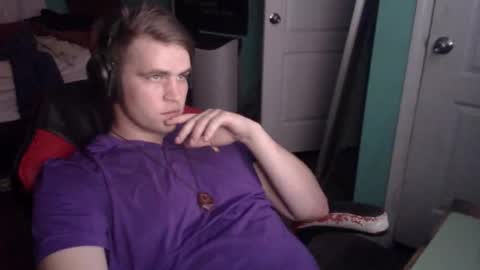 tarus333 online show from October 19, 8:50 am