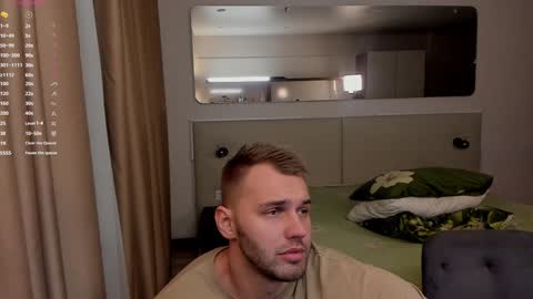 Snapshot of tasty_justin chatting on January 26, 3:27 am My shows 2100500 UTC3 online show from January 26, 3:27 am