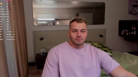 Snapshot of tasty_justin chatting on January 25, 4:02 am My shows 2100500 UTC3 online show from January 25, 4:02 am