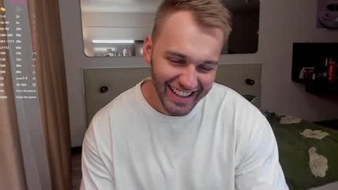 Snapshot of tasty_justin chatting on February 3, 4:57 am My shows 2100500 UTC3 online show from February 3, 4:57 am