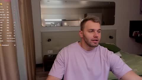 Snapshot of tasty_justin chatting on February 10, 5:03 am My shows 2100500 UTC3 online show from February 10, 5:03 am