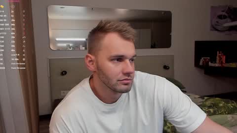 Snapshot of tasty_justin chatting on February 4, 5:21 am My shows 2100500 UTC3 online show from February 4, 5:21 am