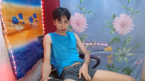 Snapshot of tastylicious_kim chatting on December 26, 8:28 am Ask me online show from December 26, 8:28 am