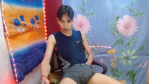 Snapshot of tastylicious_kim chatting on December 11, 10:37 am Ask me online show from December 11, 10:37 am