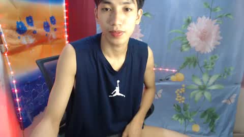 Snapshot of tastylicious_kim chatting on January 22, 1:42 am Ask me online show from January 22, 1:42 am