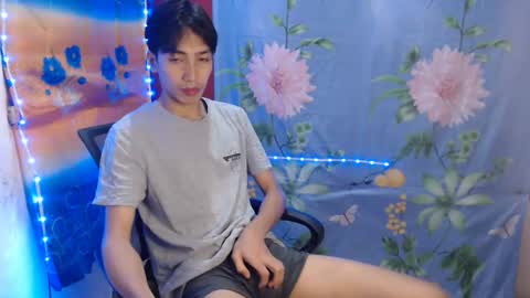 Snapshot of tastylicious_kim chatting on January 28, 10:45 am Ask me online show from January 28, 10:45 am