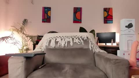 Snapshot of tatokat chatting on October 2, 1:42 am Twitter TatoKatx online show from October 2, 1:42 am