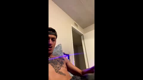 Tatt3dboy413 online show from June 2, 2:56 am