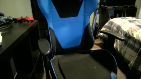 Snapshot of tattslovestattas1 chatting on October 3, 2:55 pm TattsLovesTattas online show from October 3, 2:55 pm