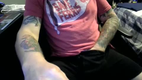 Snapshot of tattslovestattas1 chatting on October 23, 3:48 pm TattsLovesTattas online show from October 23, 3:48 pm