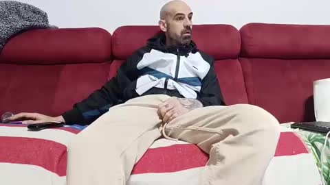 Tatuado20cm online show from January 7, 6:07 am