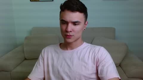 taurus4k online show from December 18, 11:40 pm