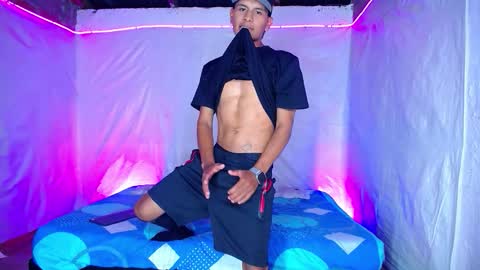 taurus_5 online show from March 6, 3:14 am