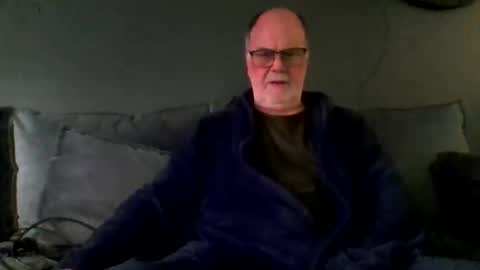 Snapshot of taxi910662 chatting on October 1, 7:12 am taxi910662 online show from October 1, 7:12 am