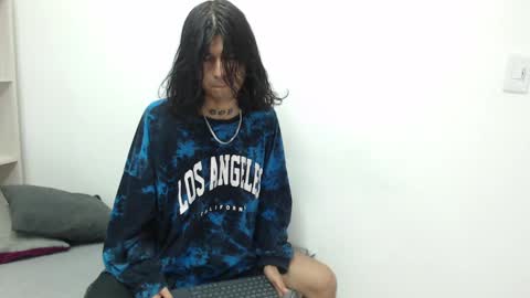 tayler online show from March 4, 3:11 am