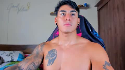 taylor_mclane1 online show from February 3, 2:22 pm