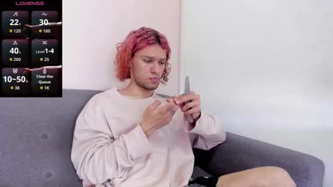 Tayson online show from February 2, 1:19 pm