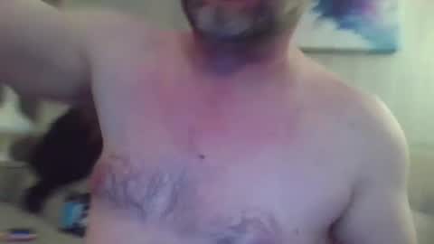 Snapshot of tbiz82 chatting on December 10, 1:07 am Tbiz82 online show from December 10, 1:07 am