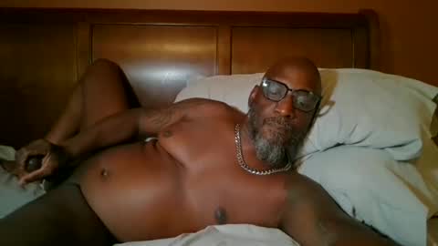 Snapshot of tchsul chatting on September 19, 9:14 pm TOUCH online show from September 19, 9:14 pm