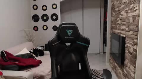 Teddy online show from November 30, 3:52 am