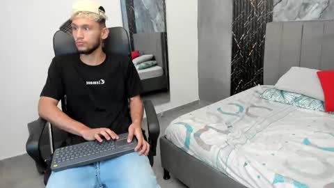 Tedy online show from March 6, 9:12 pm