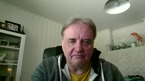 tero007 online show from April 30, 8:43 am