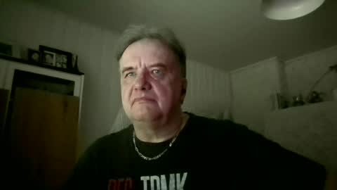 tero007 online show from August 6, 4:40 am