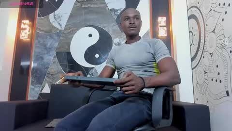 terranze_z online show from February 9, 7:41 pm