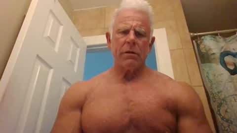 Snapshot of texasboy1978 chatting on December 21, 10:08 pm texasboy1978 online show from December 21, 10:08 pm